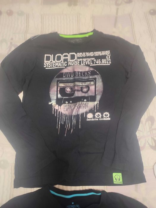 Суичър худи Levi's и две блузи