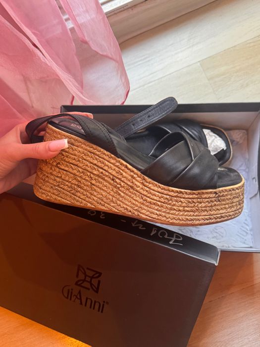 Сандали Gianni естествена кожа