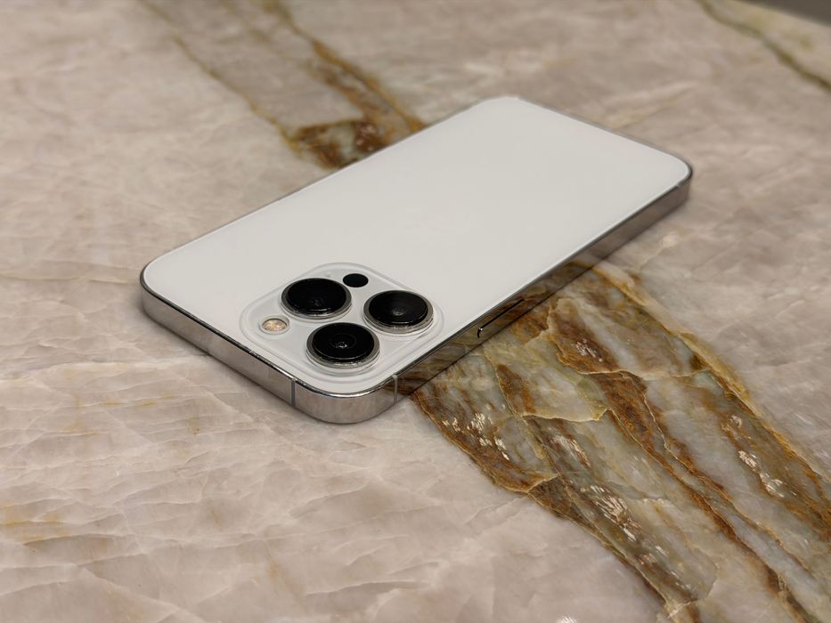 IPhone 13 Pro бял 256 GB