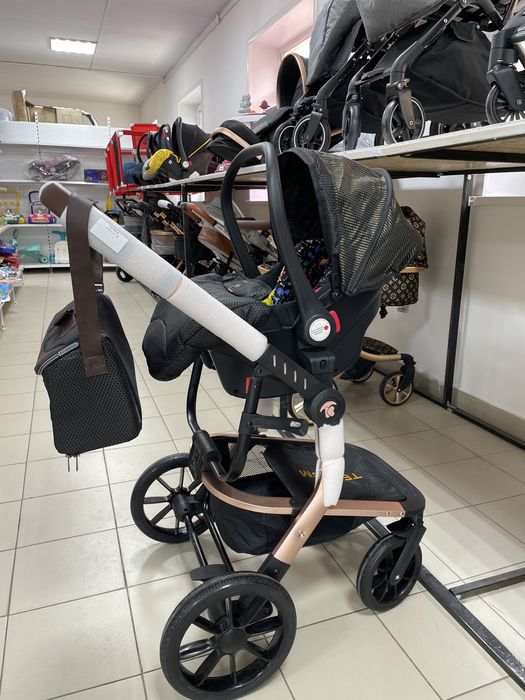 Коляска три блока