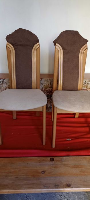 scaune in stare buna