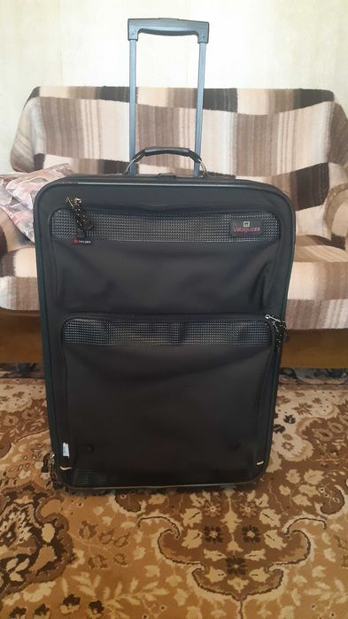 Куфари,ползвани,но запазени на външен вид