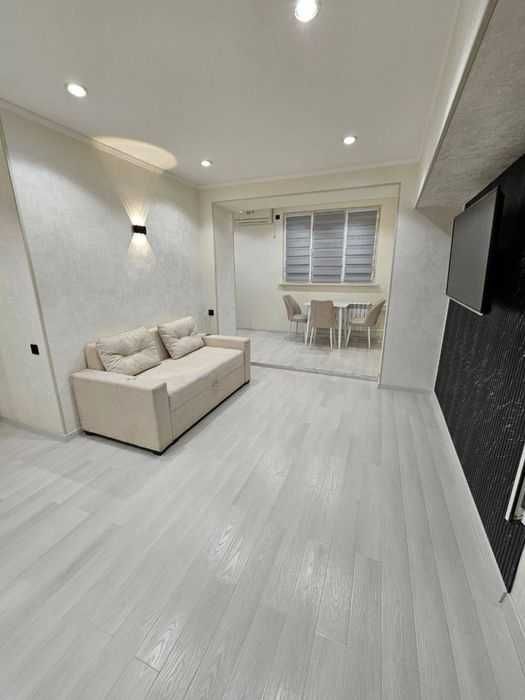 Паркентский 2х комнатная Светлая комфортная квартира срочно