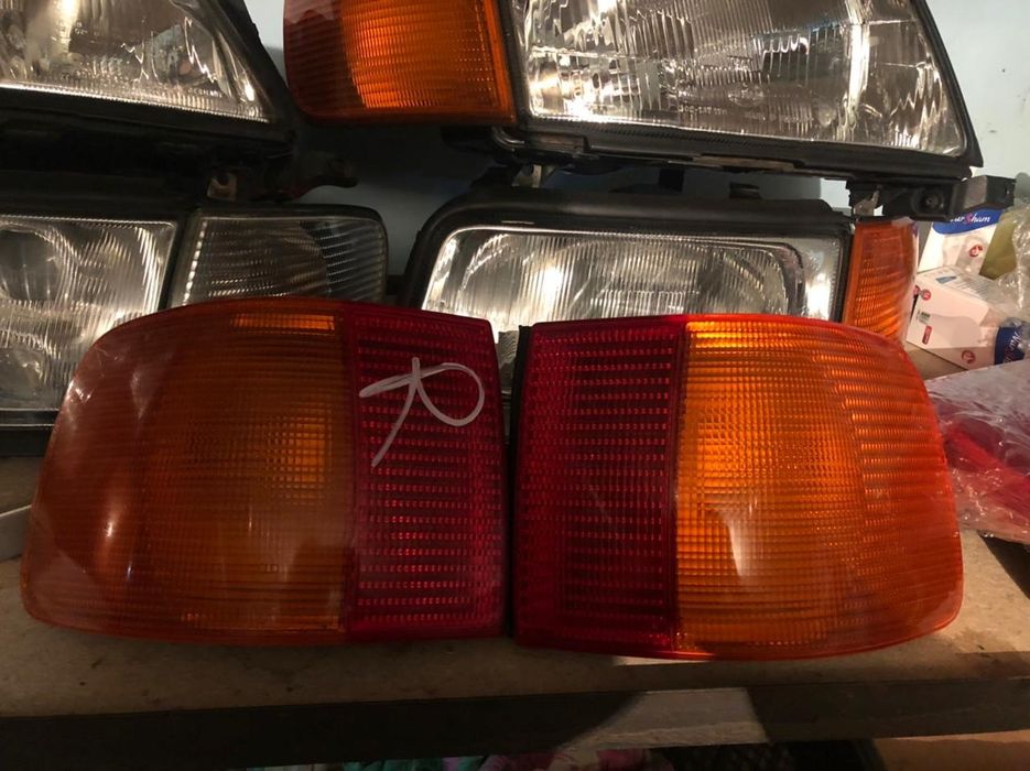 Задние стопы на Ауди 100 С4 кузов. Седан.Original Hella.