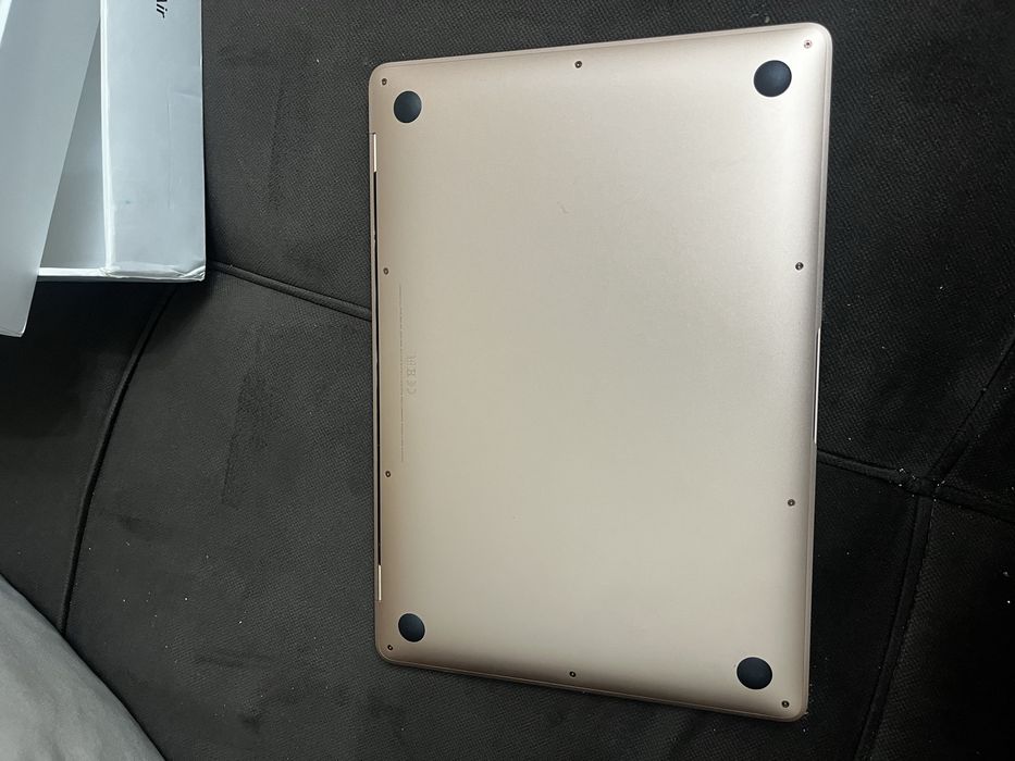 MacBook Air 13-inch