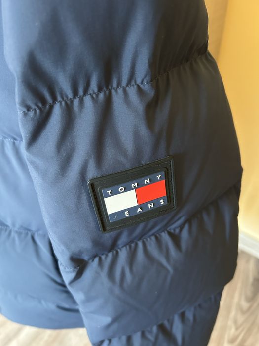 Tommy Jeans Geaca de puf,  de iarna ,barbati Pret Negociabil