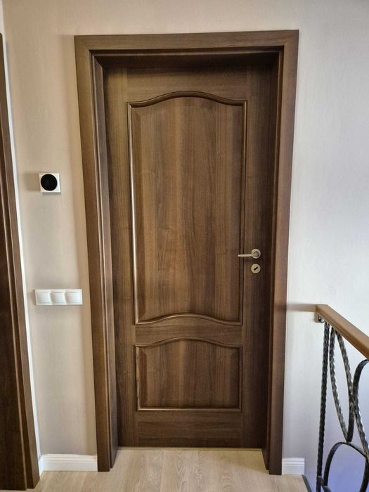 Vand 7 bucati usi Porta Doors in stare f buna, toate sau separat