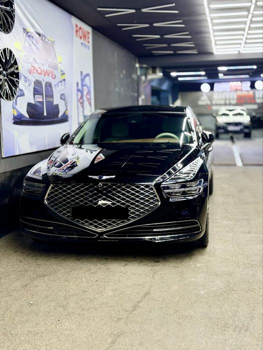 Genesis G90 2020 года