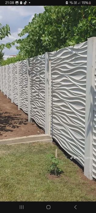 Garduri din placi de beton vând și montez