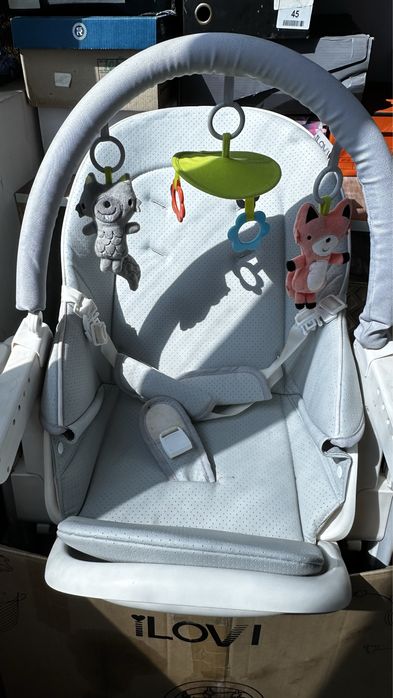 Стульчик для кормдения