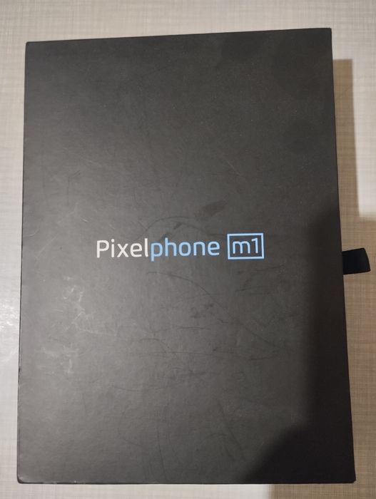 Продается pixel phone m1 работает но иногда глючит