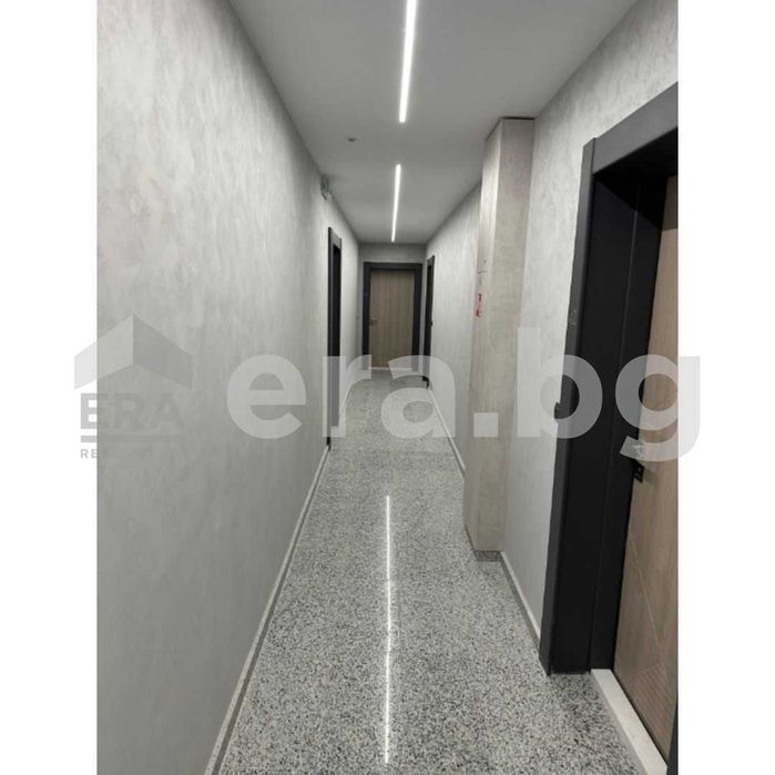 Продава се Двустаен апартамент в Варна, Младост 1 - 64 кв.м за 2329 €/кв.м - Снимка #4