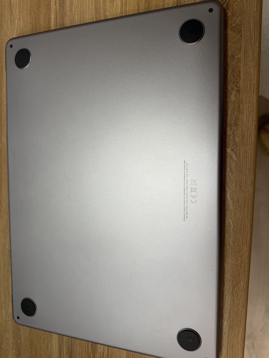 MacBook Air M28GB