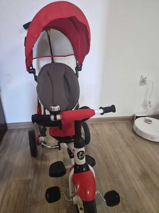 Tricicleta Coccolle Urbio Air + masinuta cu melodii si lumini