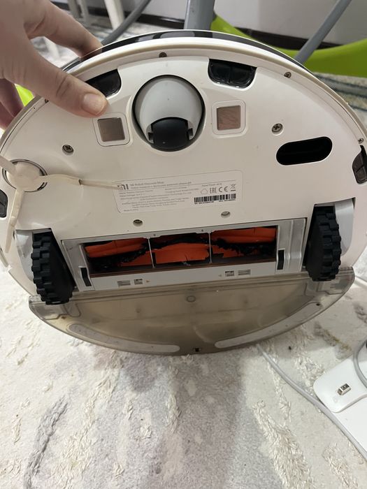 Робот-пылесос  Xiaomi Mi Robot Vacuum-Mop