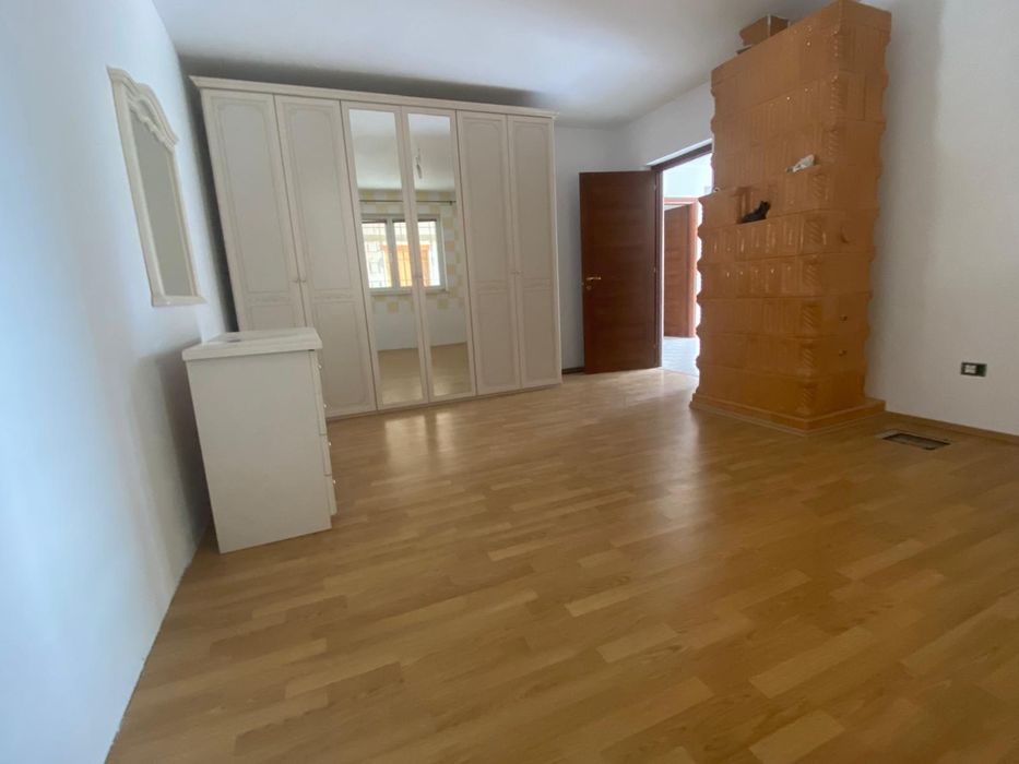 Casa  de vanzare Marginea