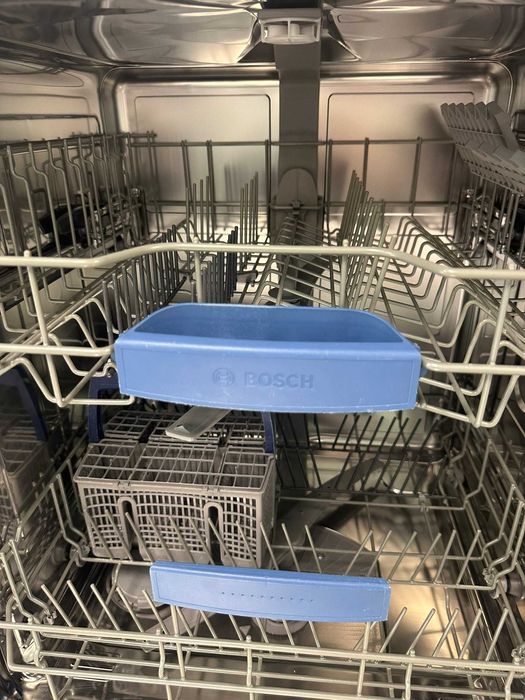 BOSCH - Вградена съдомиялна машина 60 см SMU53M75EU