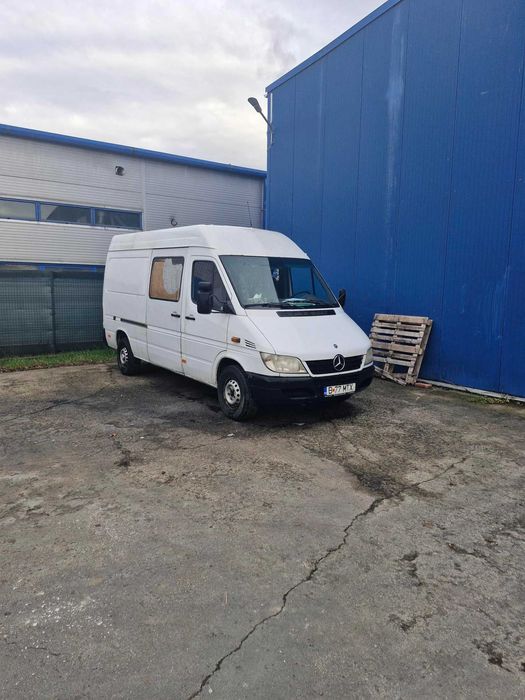 Autoutilitara N1 Mercedes