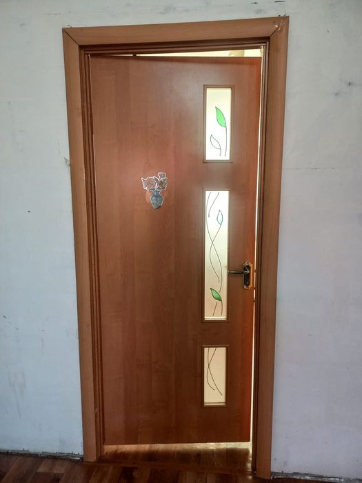 Продам межкомнатные двери