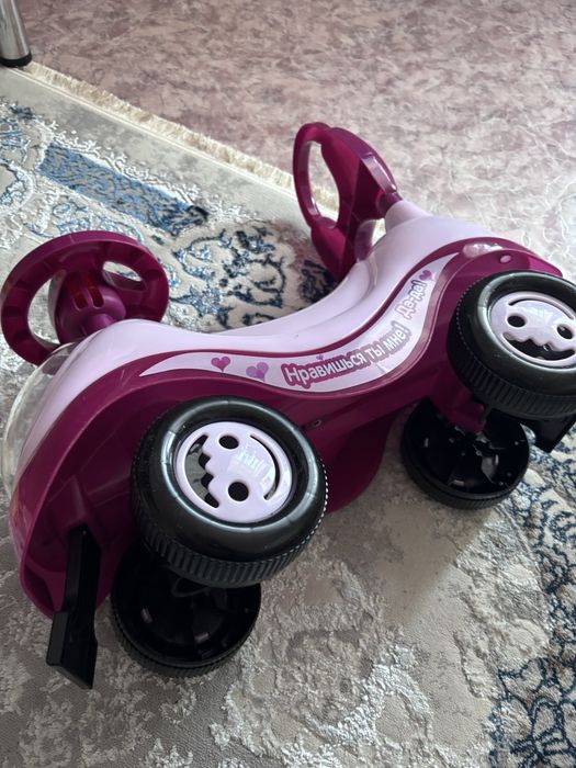 Машинка каталка,для детей
