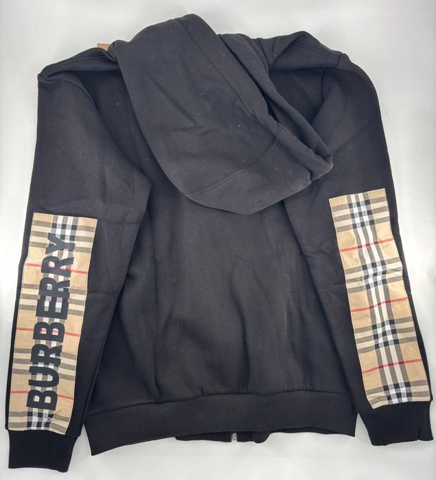 Vând hanorac/ hoodie nou, cu etichetă, marca Burberry