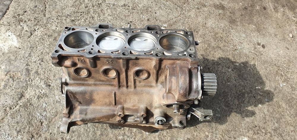 Блок всборе 16кл. ВАЗ 2112