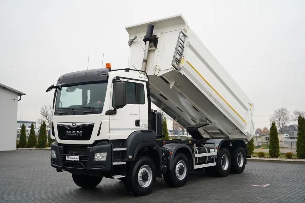MAN TGS 41.460 / 8X6 / BASCULATOR SPATE / MANUAL / KH-KIPPER / NAVI / ANVELOPE 100%