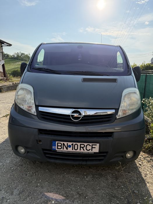 Opel vivaro 2011