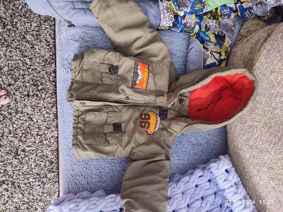 Отдам за пюешки костюмы