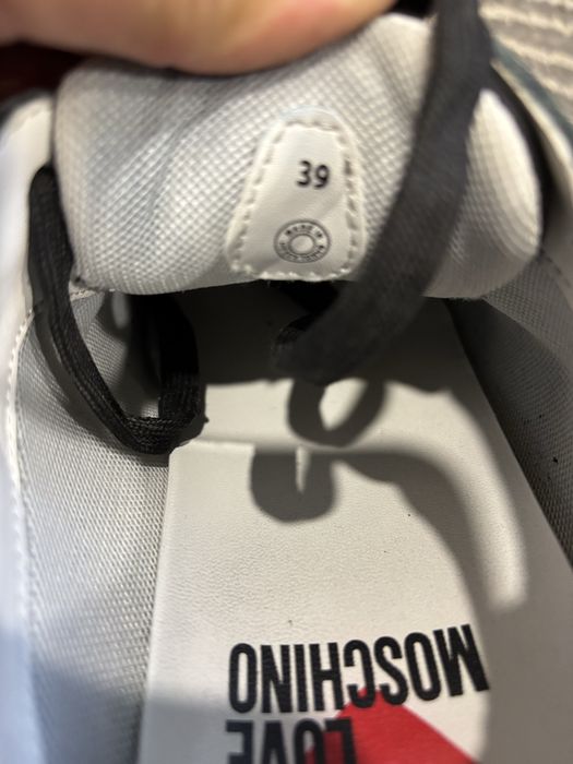 Sneakers Love Moschino 39 номер