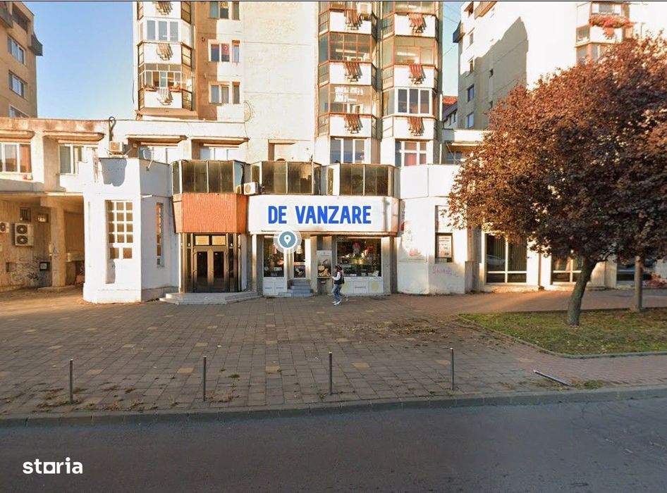 Central 445,3 mp utili - Spatiu comercial masiv - Parter cu vitrina si