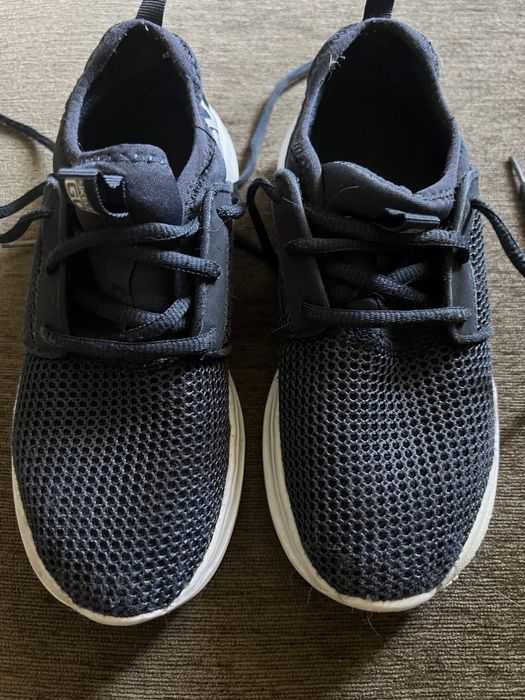 кроссовки  Scechers Asics 33р