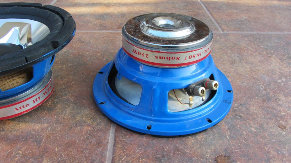 Difuzoare 250w adevarati excelente calitate