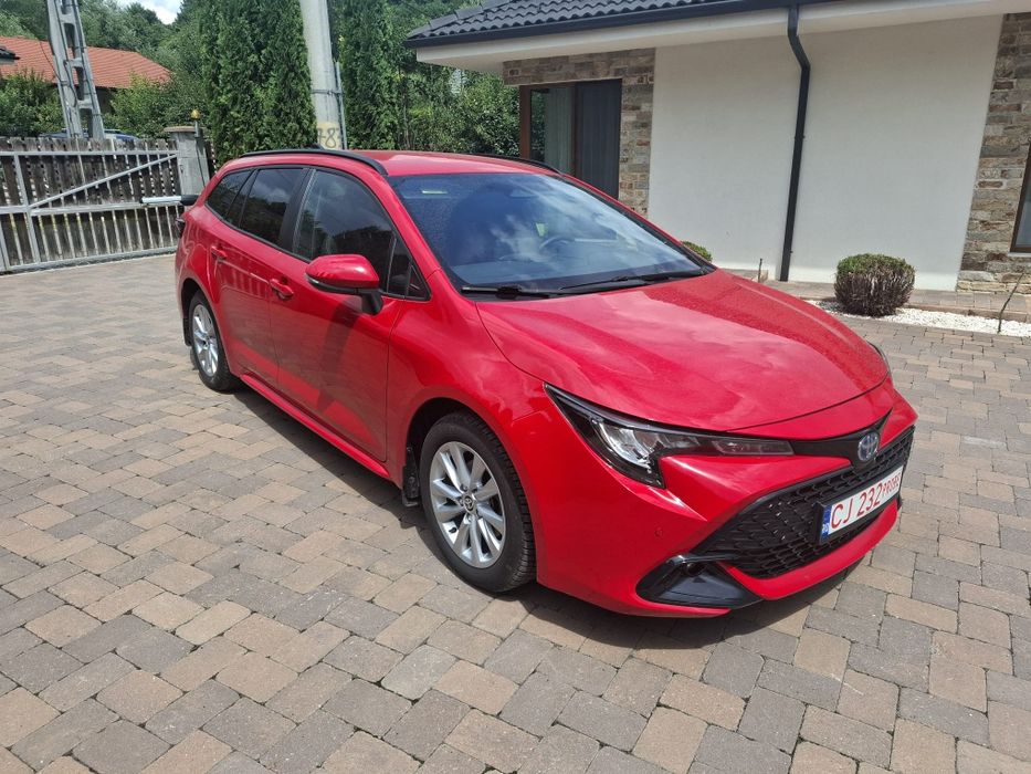 Vand Toyota Corolla hybrid 2024