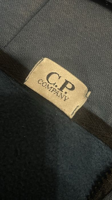 Кофта C.P Company (не оригинал)