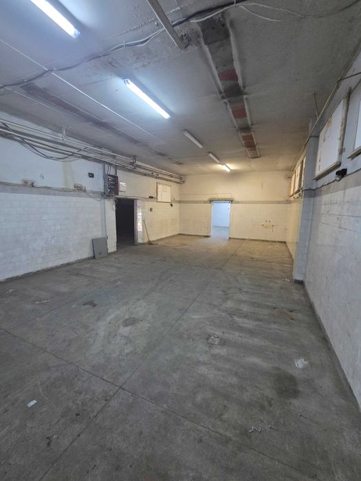 Дава се под наем Промишлена сграда в София, Военна рампа - 235 кв.м за 800 € - Снимка #8