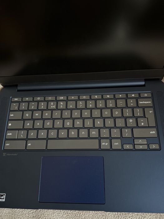 Lenovo chromebook 14 с подарък таблет 10