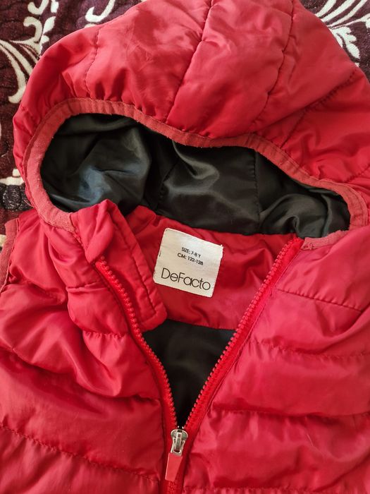 Куртка на девочку 122-128