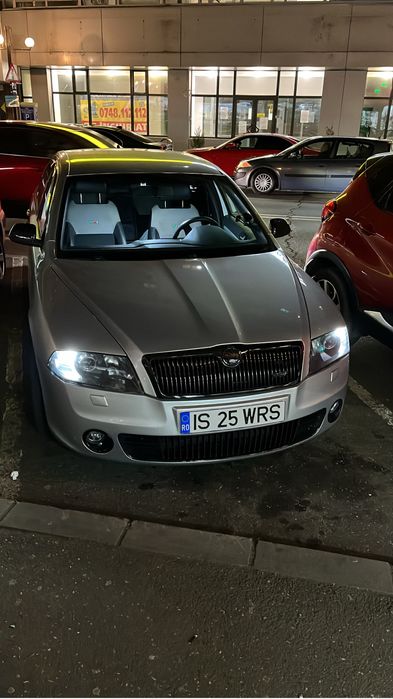 Skoda Octavia II vRS - întreținută, km reali, al doilea proprietar de nouă