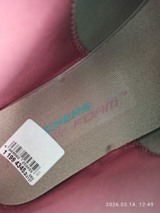 Pantofi Skechers 42. Femei