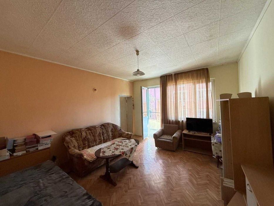 Продава се Двустаен апартамент в Пловдив, Каменица 2 - 75 кв.м за 1054 €/кв.м - Снимка #1