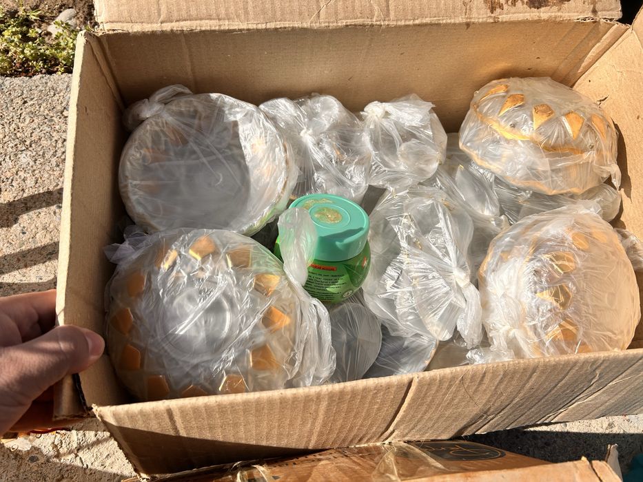 Продаются 2 люстры полный комплект