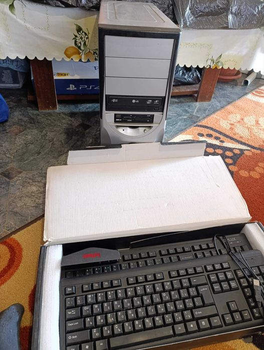 Настолен компютър