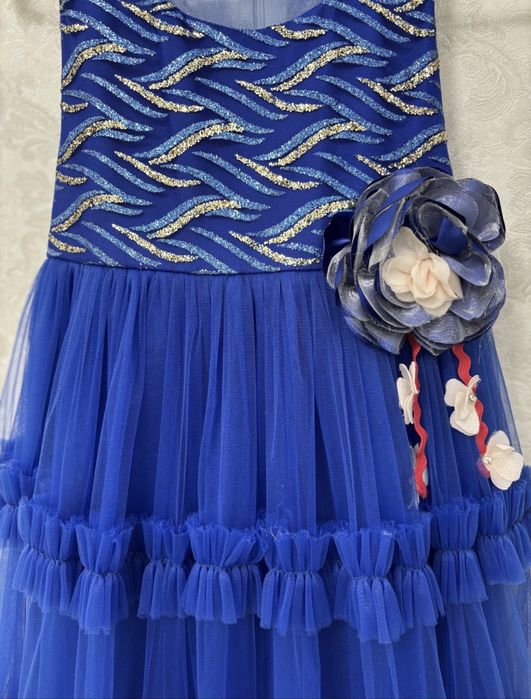 Девчачий нарядное платье