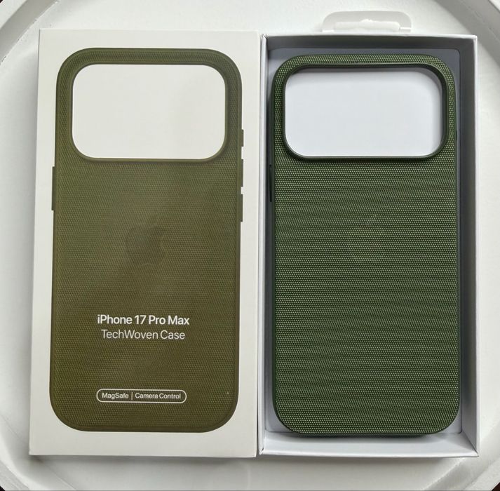 Husa TechWoven iPhone 17 Pro / 17 Pro Max
