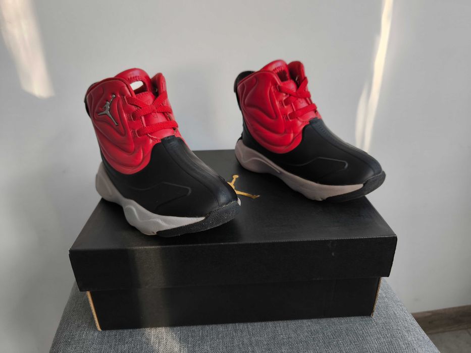 Детски обувки  ,air jordan