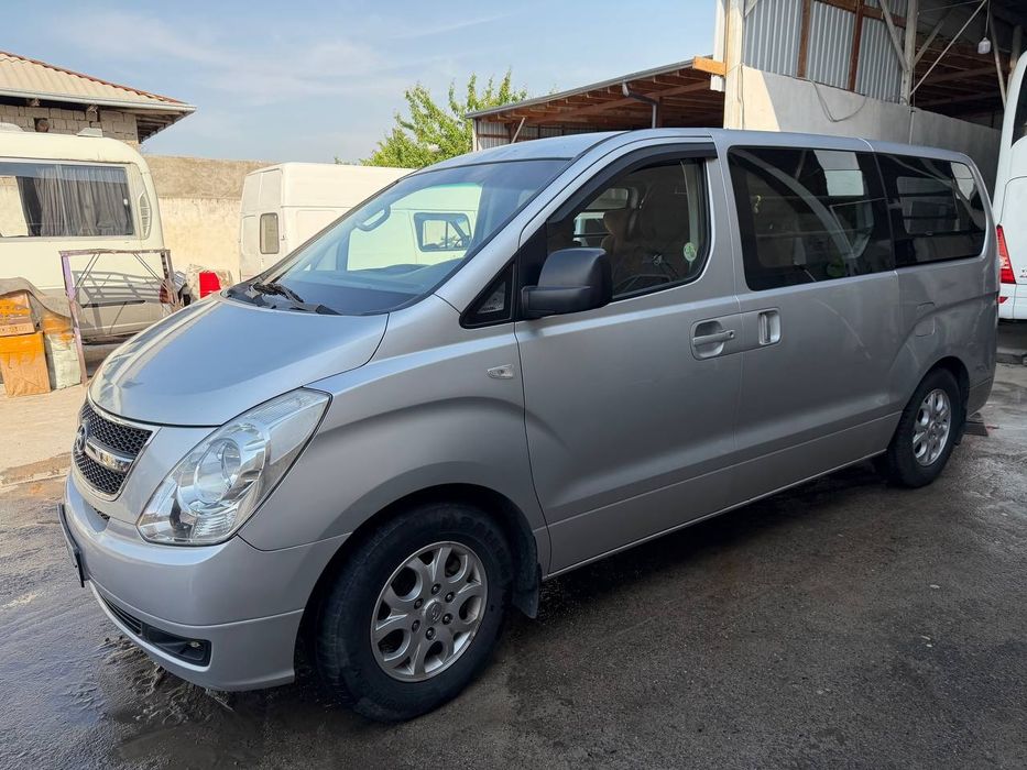 Hundai Grand Starex sotiladi