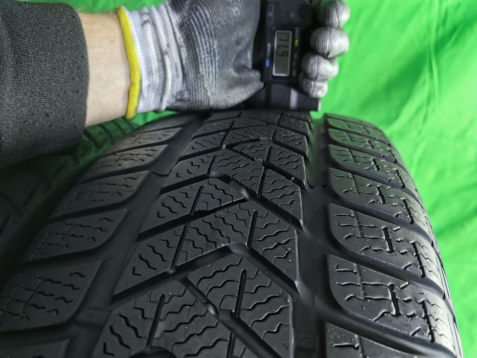 215/65R16 Pirelli 6,7-5,5mm stare foarte bună fără defecte