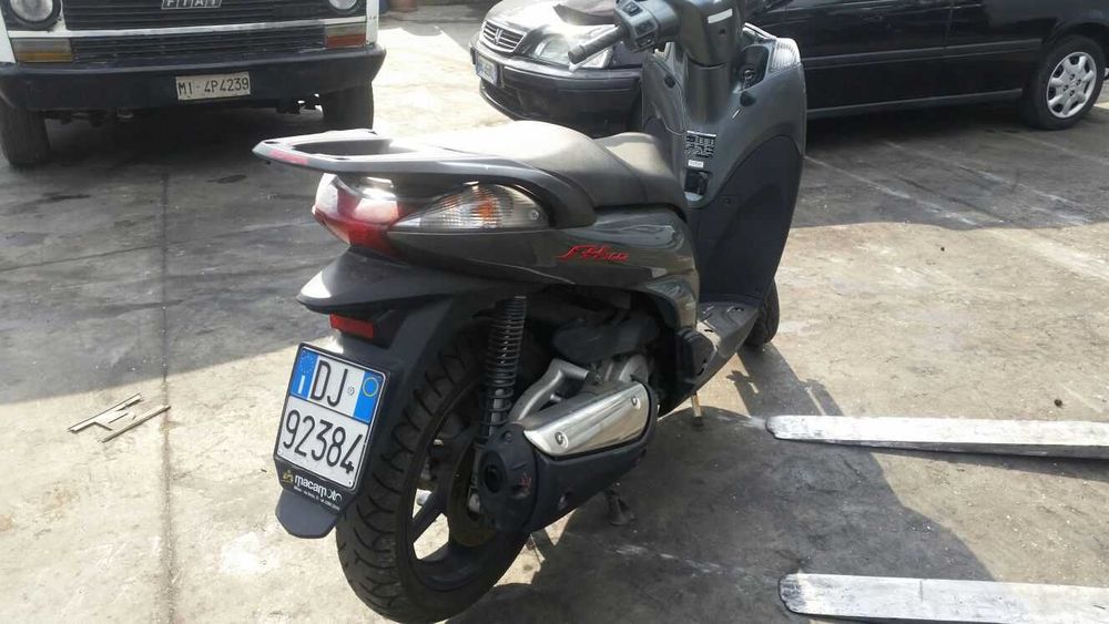 Хонда СХ (Honda SH) 50,125,150,300 на части