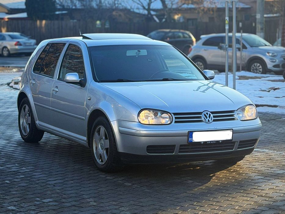 Parc Auto/Vw Golf 4/2003/Impecabil
